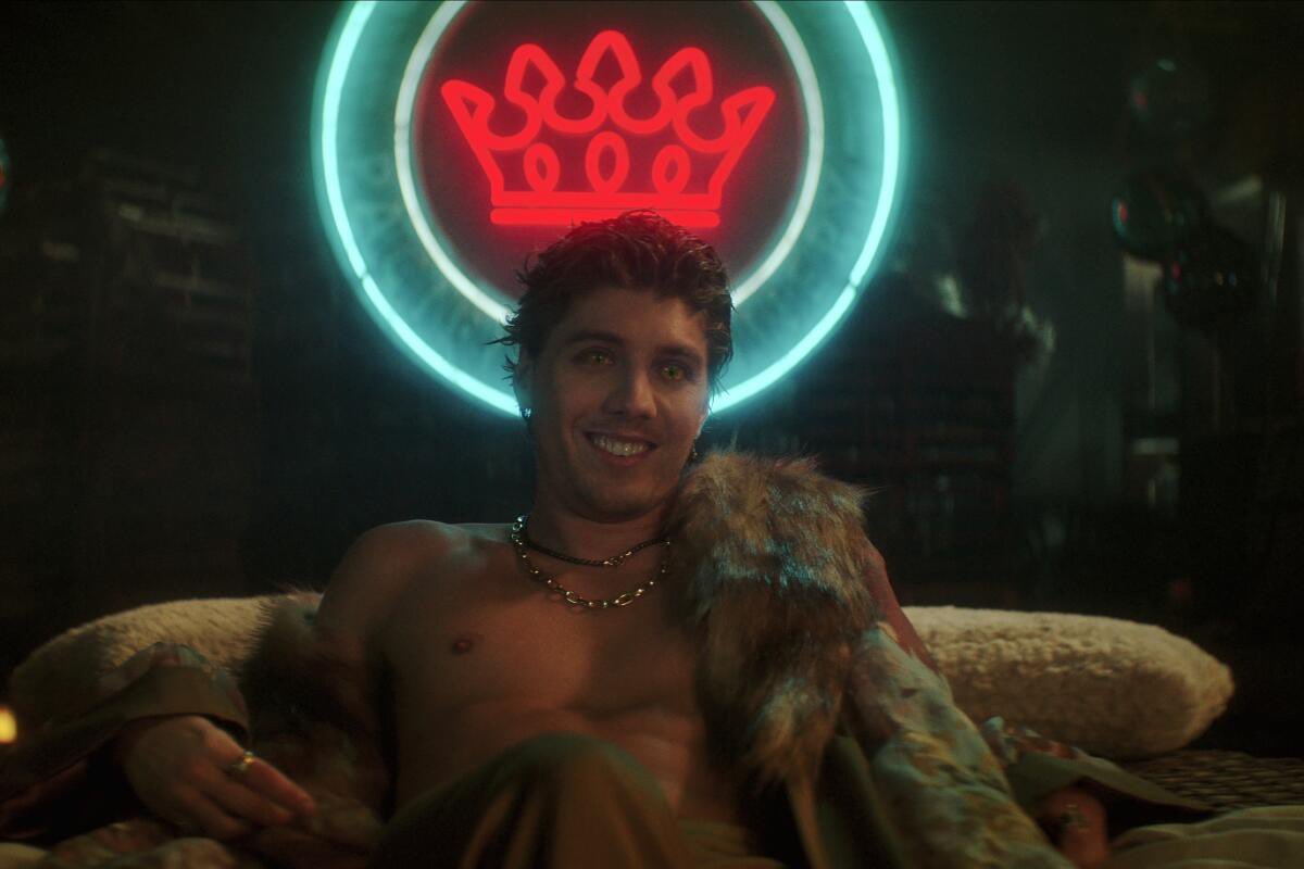 dbdagency's tweet photo. Happy International Cat Day to The Cat King 🐈👑 

#SaveDeadBoyDetectives
#DeadBoyDetectives https://t.co/bEYA465ROQ