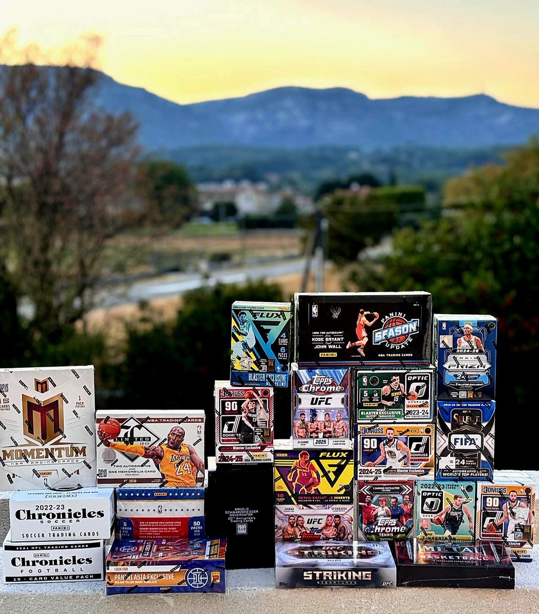 MCollectorsMars's tweet photo. Le #Hobby ! Made in #Provence ! #Nba #Nfl #Mlb #Nhl #Ufc #Wwe #soccercards . #Magiccollectors #Aubagne ouvert mercredi et samedi 11h-20h Hotline 04 42 32 13 36 #Marseille #wearemarseille #TeamOM #cassis #garlaban #lascours #laciotat #Toulon #aixenprovence #martigues #cardsaddict #topps #panini #upperdeck