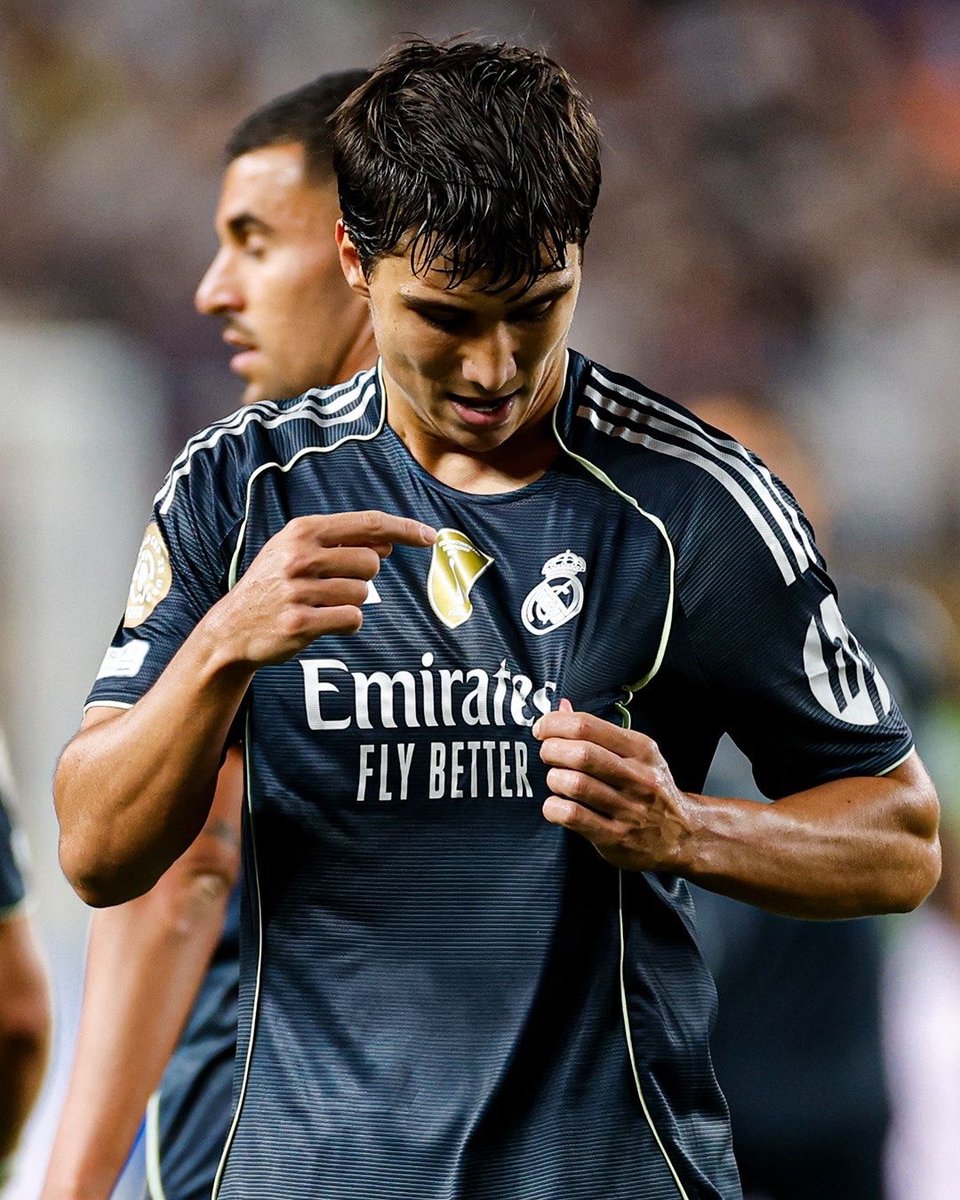 🚨 OFFICIAL: Gonzalo Garcia has RENEWED until 2030.

He is now part of Real Madrid's FIRST TEAM. ✅