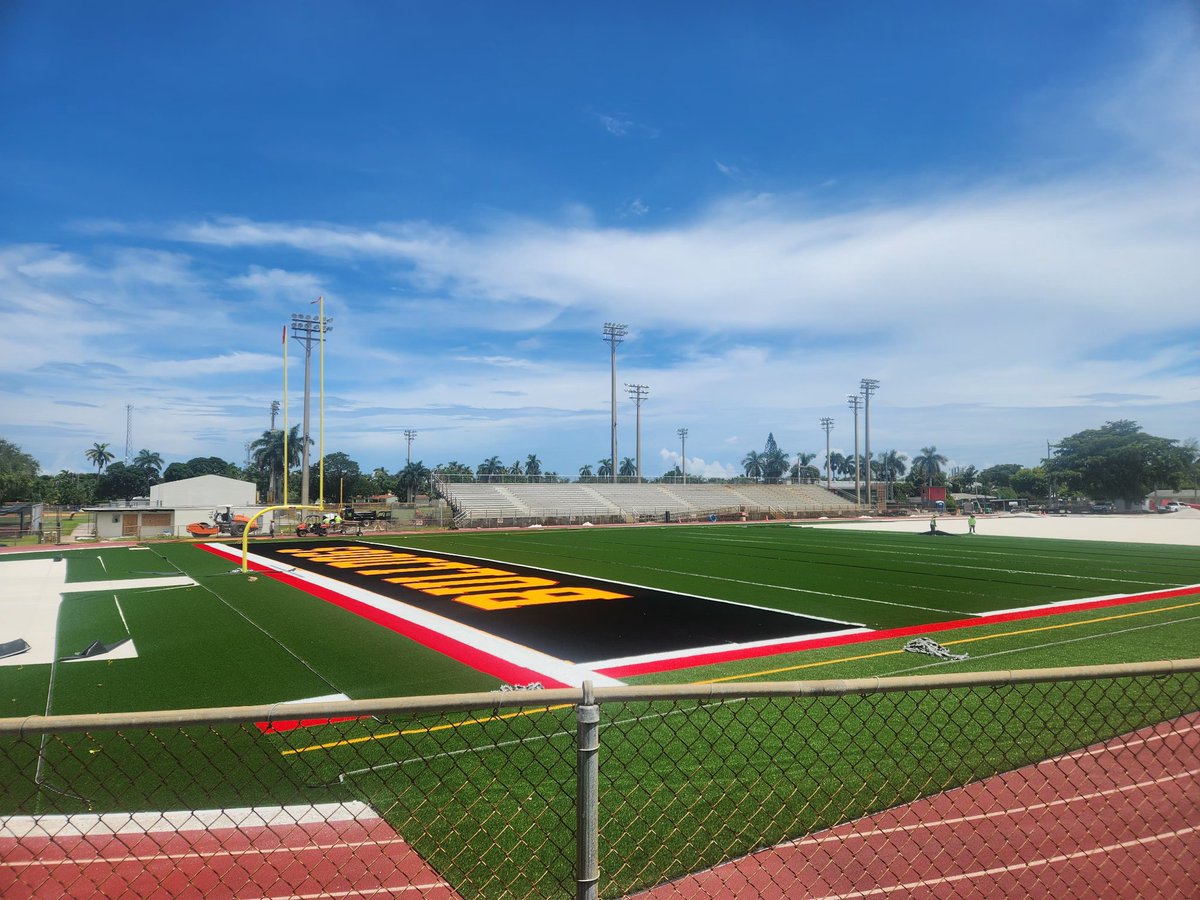South Browards new football field looking so sweet, YESSIRRRRRR