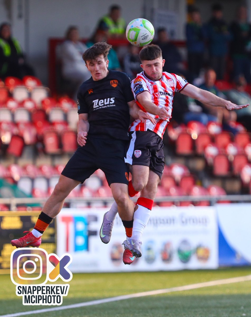 Ⓚⓔⓥⓘⓝ Ⓜⓞⓞⓡⓔ 📸🇪🇺🇵🇸 (@snapperkev) on Twitter photo Not many chances in the 1st half as both teams go in at the break
Half time at the Brandywell
<a href="/derrycityfc/">Derry City FC</a> 0-0 <a href="/CorkCityFC/">Cork City FC</a> Not many chances in the 1st half as both teams go in at the break
Half time at the Brandywell
<a href="/derrycityfc/">Derry City FC</a> 0-0 <a href="/CorkCityFC/">Cork City FC</a>