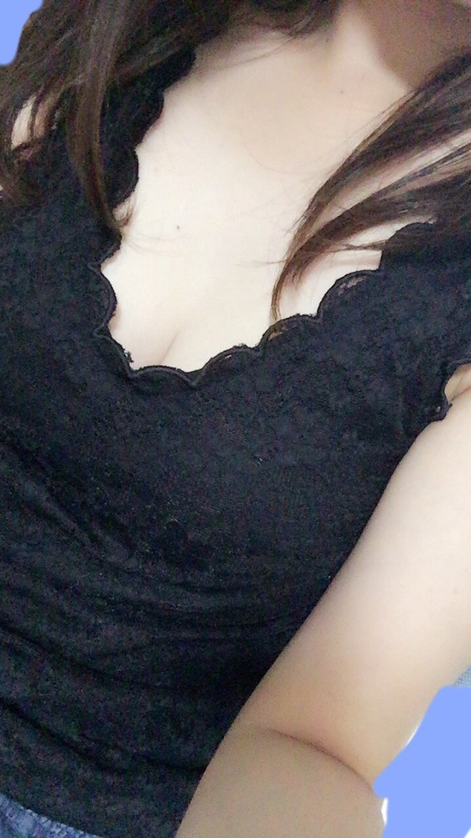 Twitterで祭り状態のこのＳＮＳサイト鬼やばたんｗ無料だしみんなあんなーーにエロいなんてww→bit.ly/3hhbHjdリリースされたばっかで男少ないから女が男を取り合い中ｗｗ急げｗ