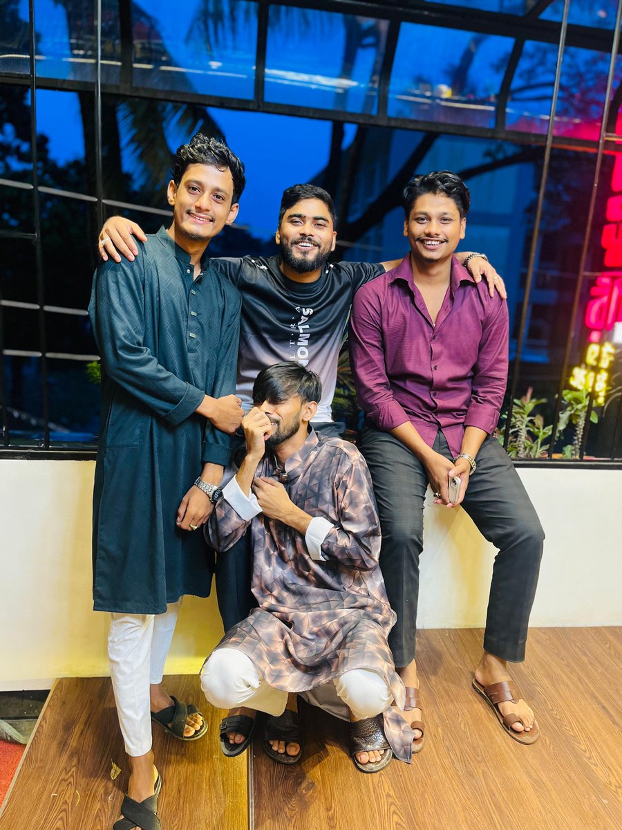 jihadkhan5280's tweet image. Friends for ever🫰