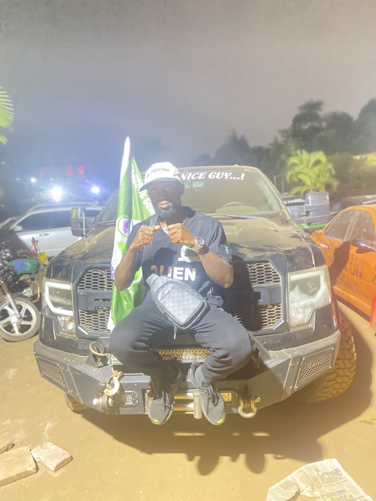 EDKizza's tweet photo. Ooooh Uganda 🇺🇬 and our Fangone 👽 https://t.co/F4DgMVpCwS