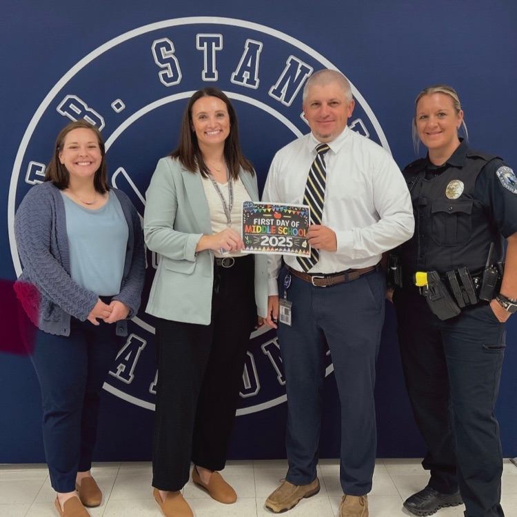 AbingdonVAPD's tweet image. 📚Welcome back to school, Washington County! 

We are proud to be part of Abingdon High School and E.B. Stanley and look forward to another incredible school year! Here's to a year full of success! 

#backtoschool #schoolresourceofficers #abingdonva