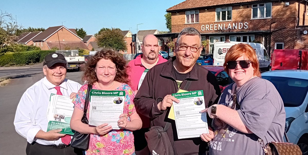 Bill Hartnett Cllr, North Ward. Redditch (@billhartnett1) on Twitter photo Out on Friday evening talking to residents with local cllrs Joanna Kail & Andrew Fry asking if there were any local issues we can help with along with Carl Taylor Jen Snape Mark Tomes <a href="/HanSparkle86/">Hannah McGahan โ๏ธ๐ฎ๐ช๐๐๐บ๐ฆ โค๏ธ #KSISPM</a> we also delivered some surveys from <a href="/ChrisBloore/">Christopher Bloore</a> for Redditch and the Villages. Out on Friday evening talking to residents with local cllrs Joanna Kail & Andrew Fry asking if there were any local issues we can help with along with Carl Taylor Jen Snape Mark Tomes <a href="/HanSparkle86/">Hannah McGahan โ๏ธ๐ฎ๐ช๐๐๐บ๐ฆ โค๏ธ #KSISPM</a> we also delivered some surveys from <a href="/ChrisBloore/">Christopher Bloore</a> for Redditch and the Villages.