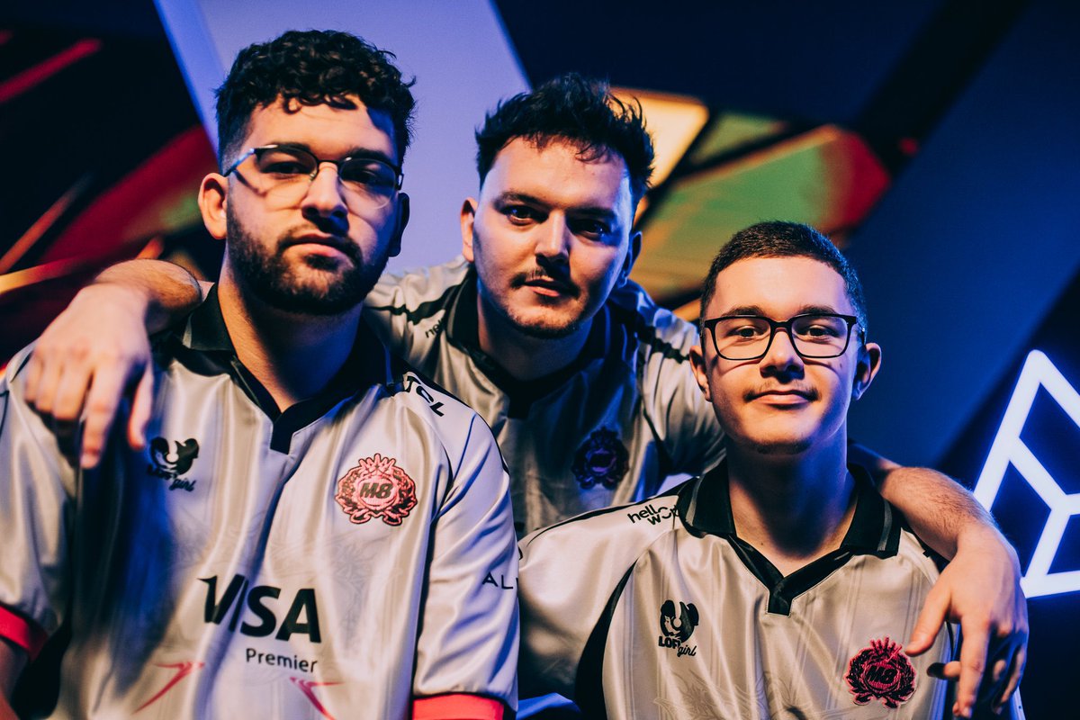 Enkeo_'s tweet photo. #1 in LCQ, job done, locked in for the final tomorrow. 

Thanks to the fans for the support 🩷🤍
#M8WIN https://t.co/48PdIawtM5