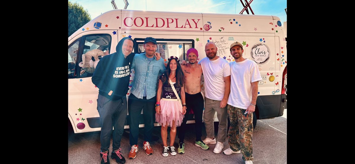 Heikilie's tweet image. Today…. 3 years ago….. my dream came true…. Coldplay signed my van ….I will never ever forget it … Thank you guys…. You don’t know what that meant to me…🥰
❤️💛💚💜💙
Thank you Phil…. 🥰🫶🏼❤️
See you in London 🥳🥰
youtu.be/ocx2afdBF4o?si…