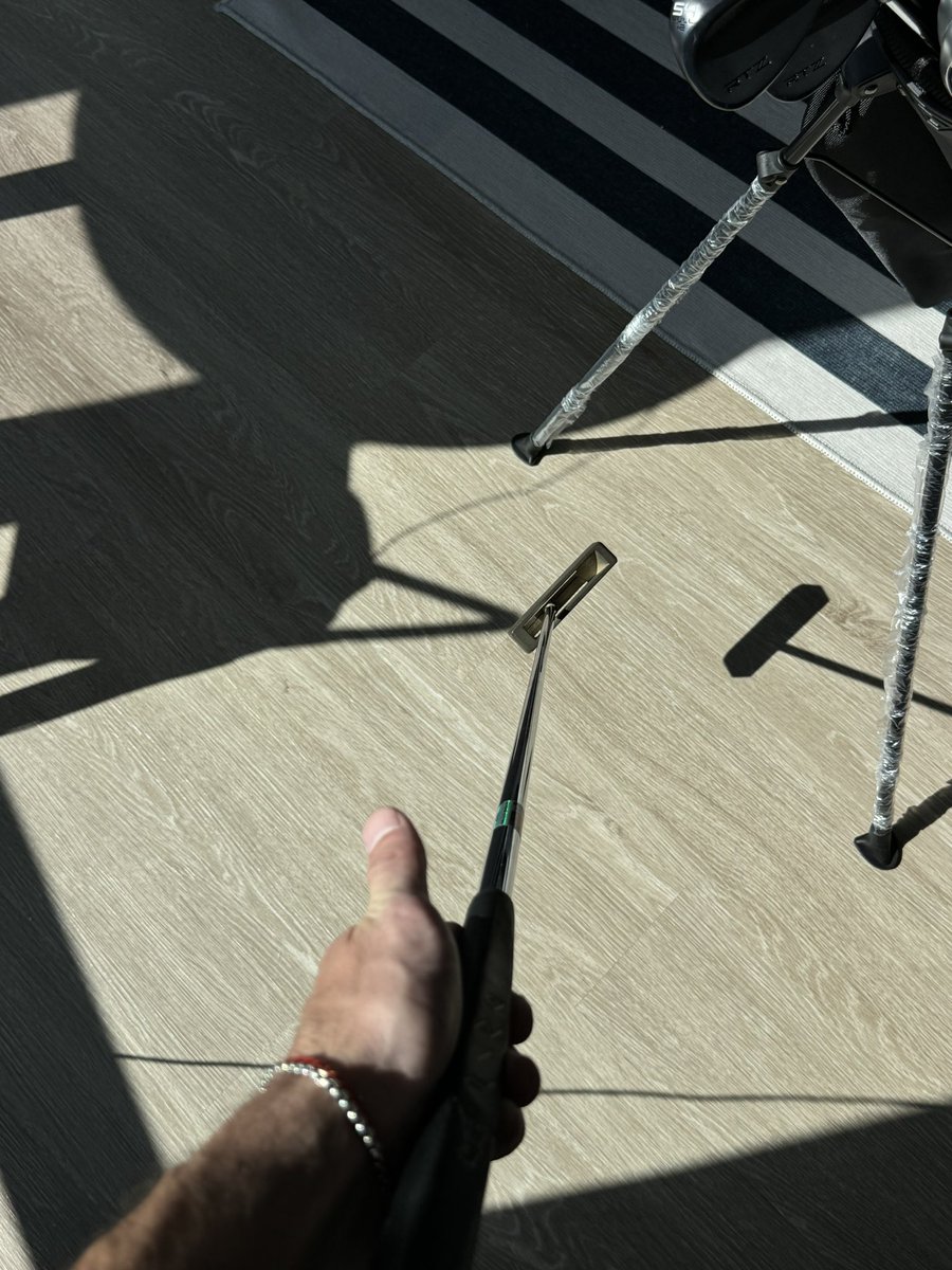 ekshredburger tweet media