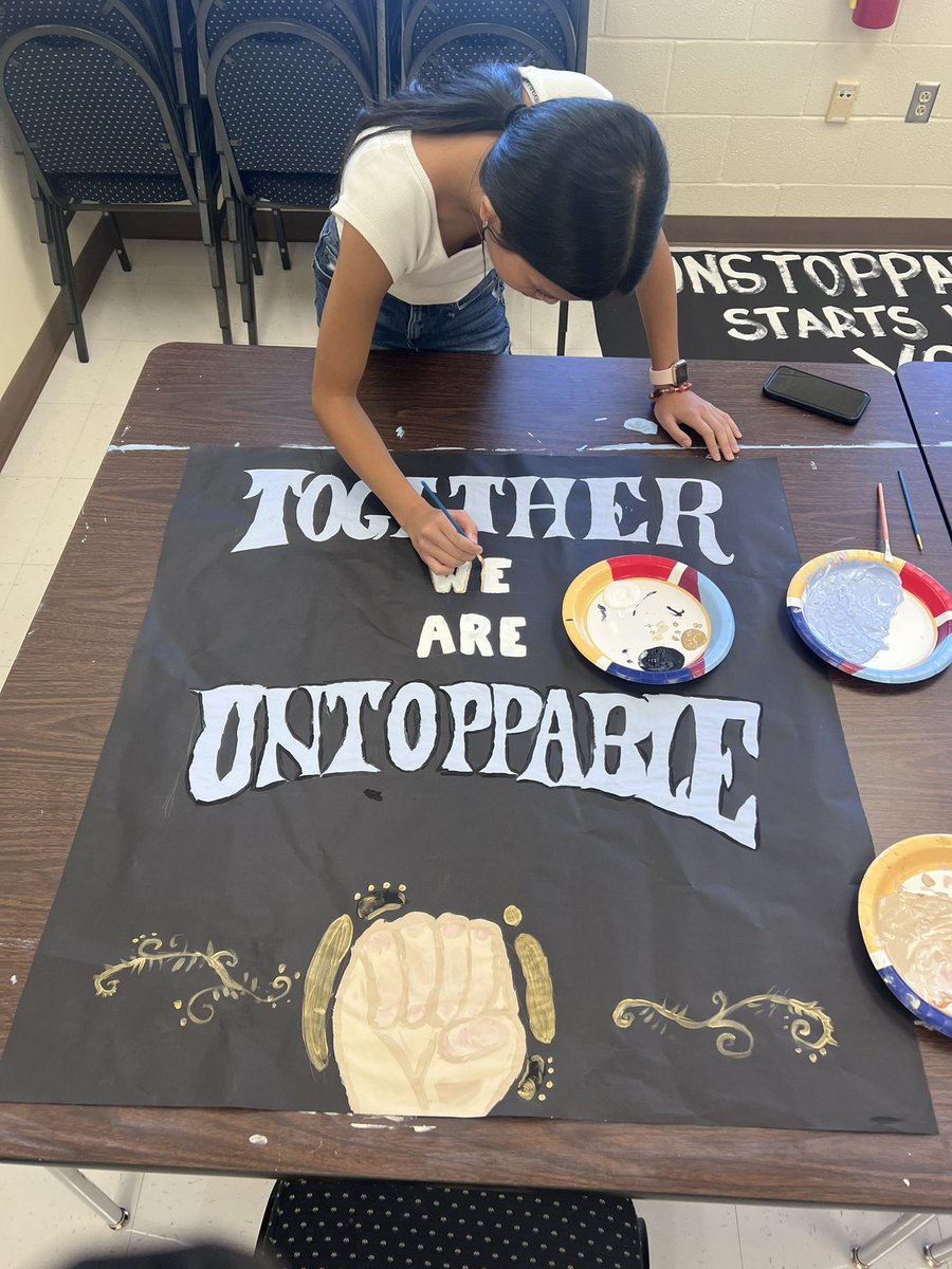 💥BERNAL NJHS💥 In the past two weeks, students  logged 239 community service hours at school. They helped out every department in everyway. We are #nisdunstoppable 
<a href="/NISD/">Northside ISD</a> <a href="/NISDBernal/">Dr. Joe J. Bernal Middle School</a> <a href="/JMendez_81/">Jose Mendez</a> <a href="/sschottler03/">Susan Schottler</a>