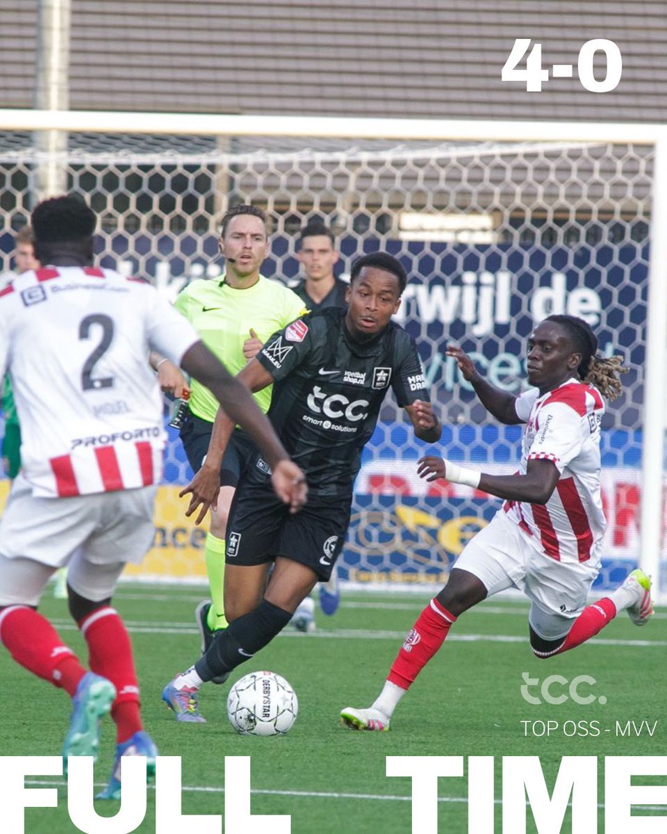 mvvmaastricht's tweet photo. ๐ดโช | 4๏ธโฃ - 0๏ธโฃ | โซโซ
Einde wedstrijd. Een zware avond voor MVV en de meegereisde supporters in Oss. ๐
#TOPMVV #MVVMaastricht https://t.co/Uq3QjGgQlz
