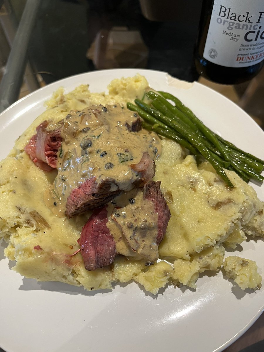 How steak should look