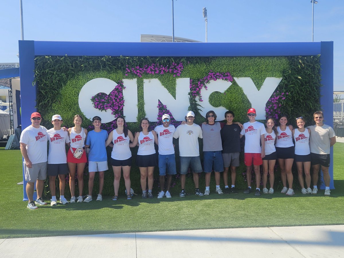Special day at the <a href="/CincyTennis/">Cincinnati Open</a> for our high school team!

Happy to represent <a href="/HallsHighTN/">Halls High School</a> and <a href="/HallsHighSports/">Halls High Athletics</a> . Thank you for supporting our players and giving us these opportunities and experiences.