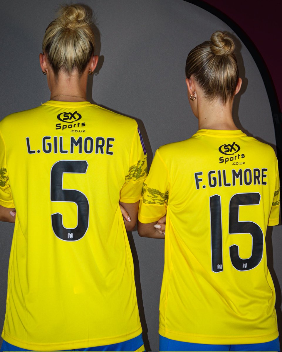 🤩 The Gilmore sisters, ready for another season together at United! 

#WeAreAbingdon | #WeStayUnited