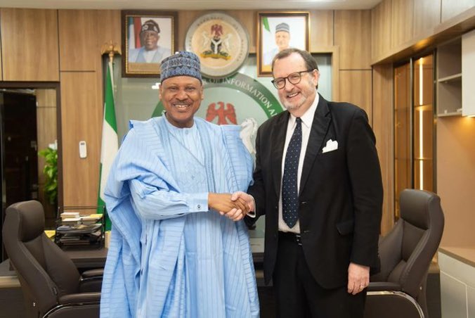 Again, US warns Nigerian students, says skipping classes can lead to visa revocation | TheCable

Source the cable