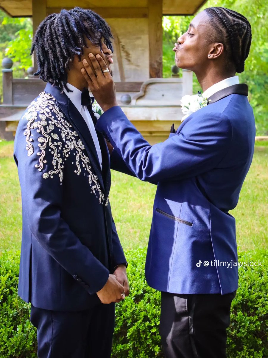 ناز 😭😭😭😭🫶🫶🫶مردم براشون