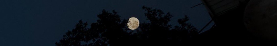 11:11

و اكتمل القمر✨🤎