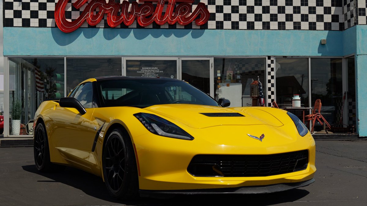corvetteplace's tweet photo. 🚨NEW YOUTUBE VIDEO🚨
Which is Better C6 or C7 Corvette 
-Pros &amp; Cons 
-Full Test Drives

Watch it Here: https://t.co/AAQz5jY9t6

MAKE SURE TO SUBSCRIBE 🏁 https://t.co/qnhoBwf5Qk
