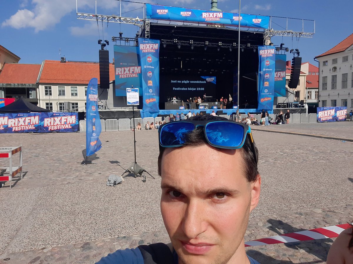 robertjed1996's tweet image. I had a nice night at Rix FM Festival in Kalmar

#rixfm #rixfmfestival #kalmar