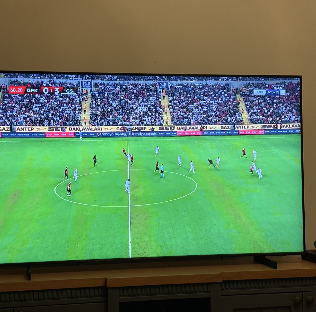 Abi saha kendinden ısı haritalı galiba, yeni teknoloji olsa gerek #GFKvGS