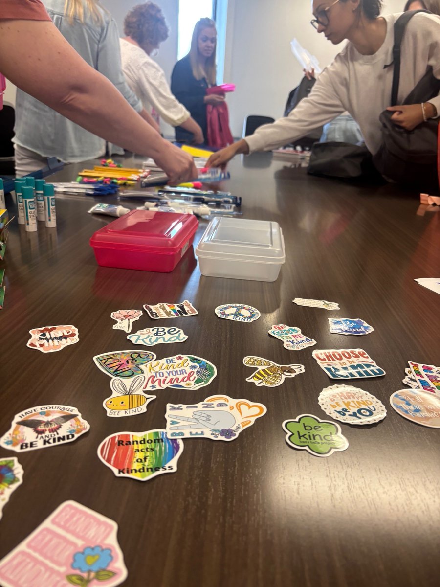 SaberHCG's tweet image. As part of the HR Department’s Quarterly Team Building Meeting, they joined forces for Operation Backpack 2025—packing backpacks full of school supplies for local children in need. 📚✏️
#OperationBackpack #TeamHR #CommunitySupport #BackToSchool #KindnessMatters