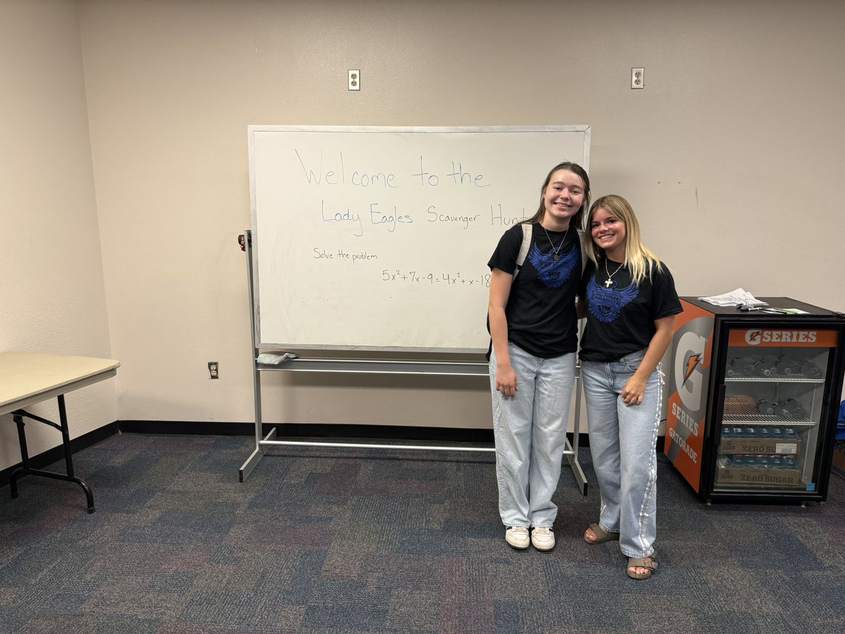 Finishing the week on the hunt!!!!

Some of our Lady Eagles were locked in during 6th period competing in our team Scavenger hunt 🏀 🧩 

#TheOCWay