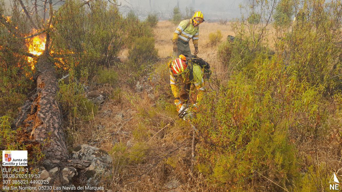 Tres factores han contribuido a la velocidad del #IFSanBartoloméDePinares: la elevada temperatura, la escasísima humedad, menos del 10 %, y la disponibilidad de vegetación preparada para arder, especialmente matorral y pasto servicios.jcyl.es/incyl/incyl