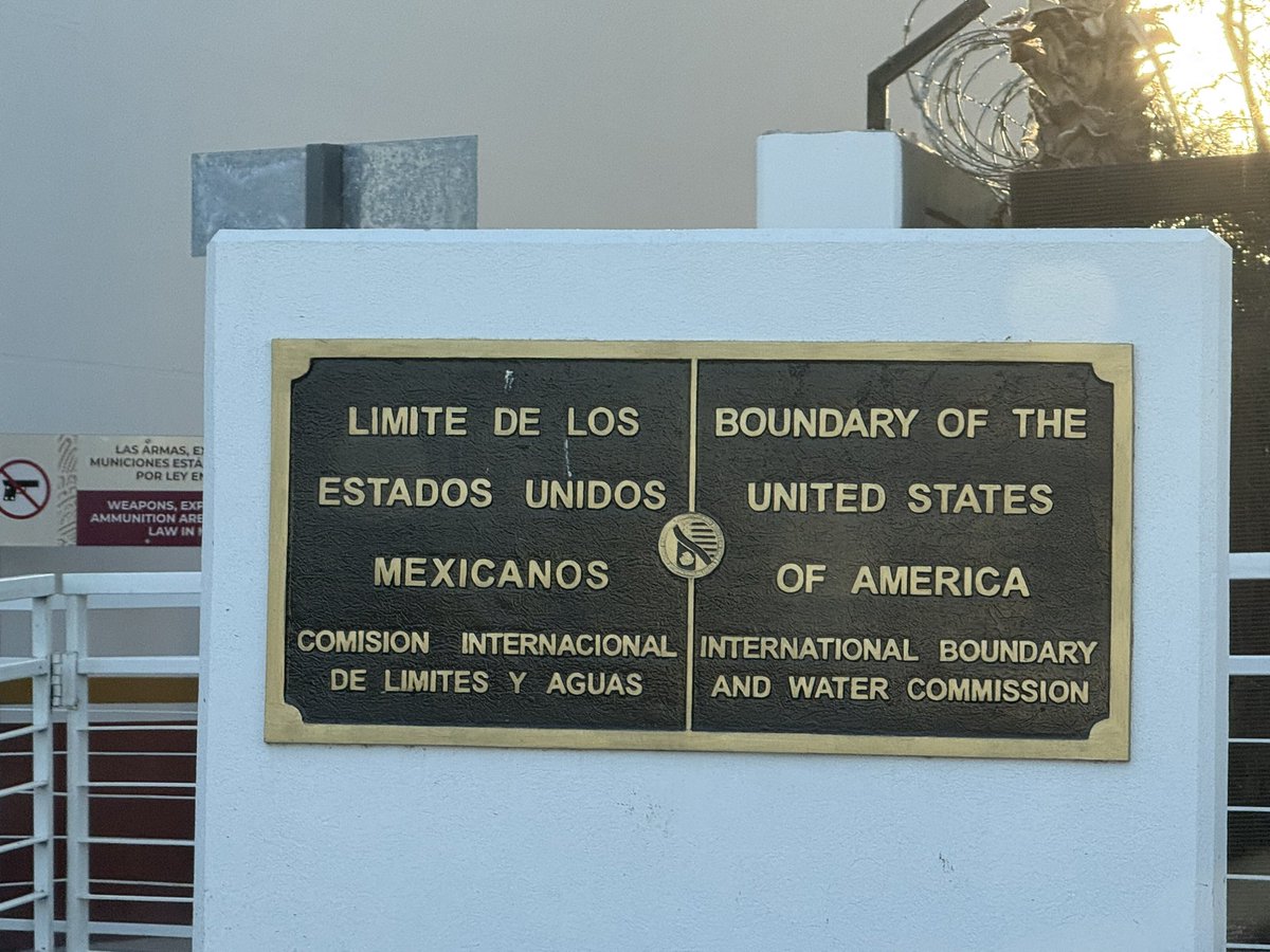 Headed on a storm photography expedition in a new country! Hoping to score on some Sierra Madre rimshots these next few days… #sonorawx