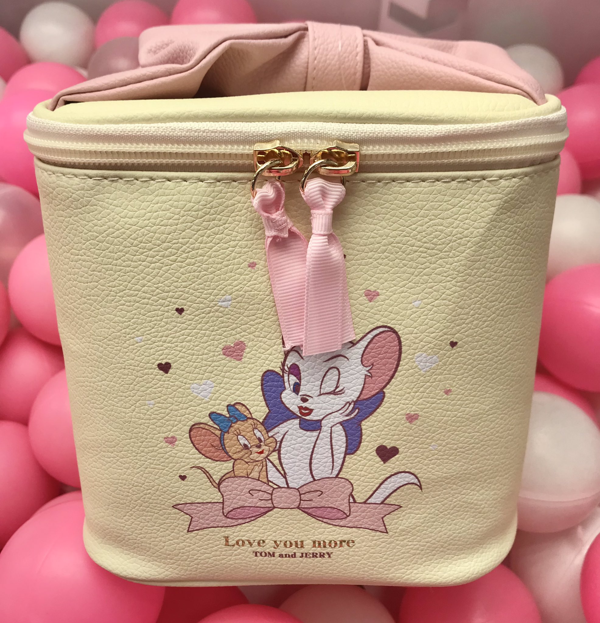 トムとジェリー バニティバッグ ～GiGO限定～ トムとジェリー バニティバッグ ギーゴ限定 - メルカリ