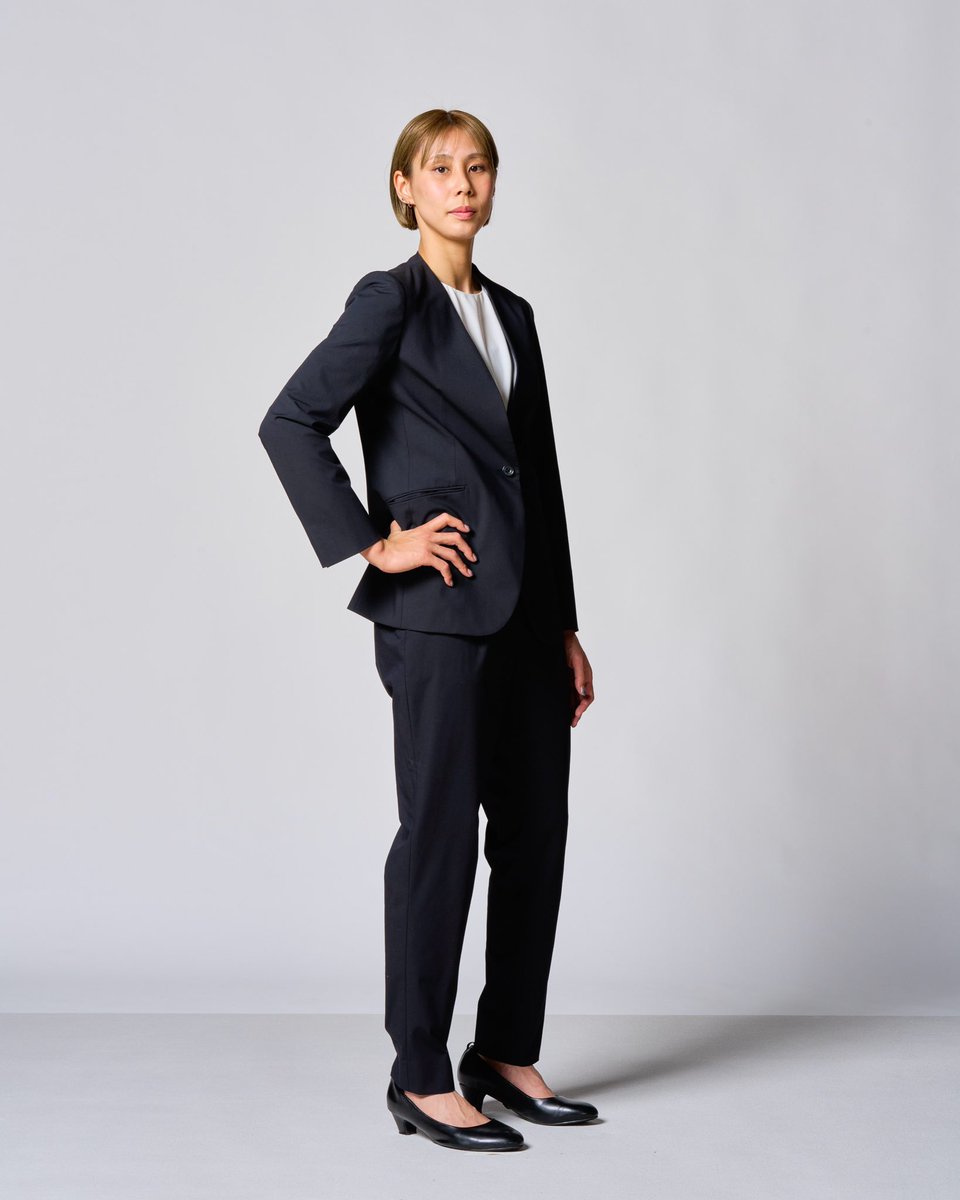 ✨極美品✨カシヤマ　KASHIYAMA オーダースーツ　パンツスーツ　15号 KASHIYAMA SPRING SUMMER 2025 KA7605 ¥66,000~ As Linen ドライ