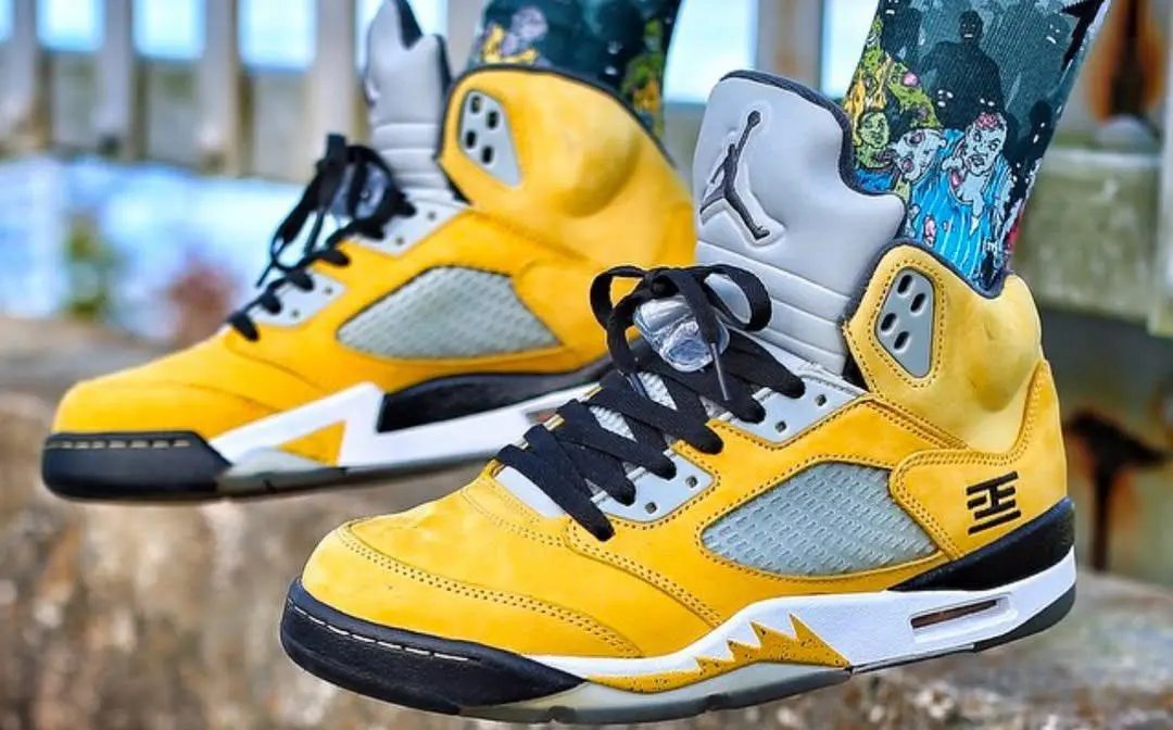 国内配送★NIKE★W AIR JORDAN 5 RETRO 22-29.0 残りわずか Fullress on X:
