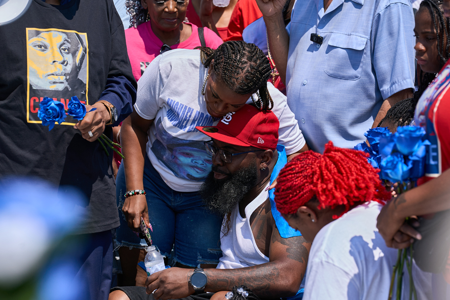 TheoRWelling's tweet image. This week marks 11 years since Mike Brown Jr. was murdered by police in Ferguson, Missouri—an event that ignited an uprising and changed the world.

Last year, I photographed the 10-year anniversary for a New York Times assignment. The images were never published.  #MikeBrown