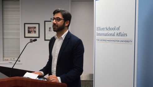 "عمران خان جیسا لیڈر بننے کے لیے ایک صدی نہیں تو کئی دہائیاں تو لگ ہی جاتی ہیں۔ دنیا کے لیے اور ذاتی طور پر میرے لیے عمران خان ایک inspiration ہے، لیکن اسے جیل میں ڈالا ہوا ہے!"

پروفیسر حسین ندیم، 
جارج واشنگٹن یونیورسٹی