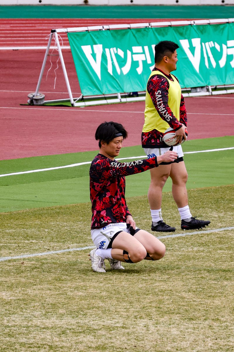 Ta30Aki's tweet image. 𝐇𝐚𝐩𝐩𝐲 𝐁𝐢𝐫𝐭𝐡𝐝𝐚𝐲‼︎
ステキな1年になりますように🎂🎉
今シーズンも応援に行きます🏉