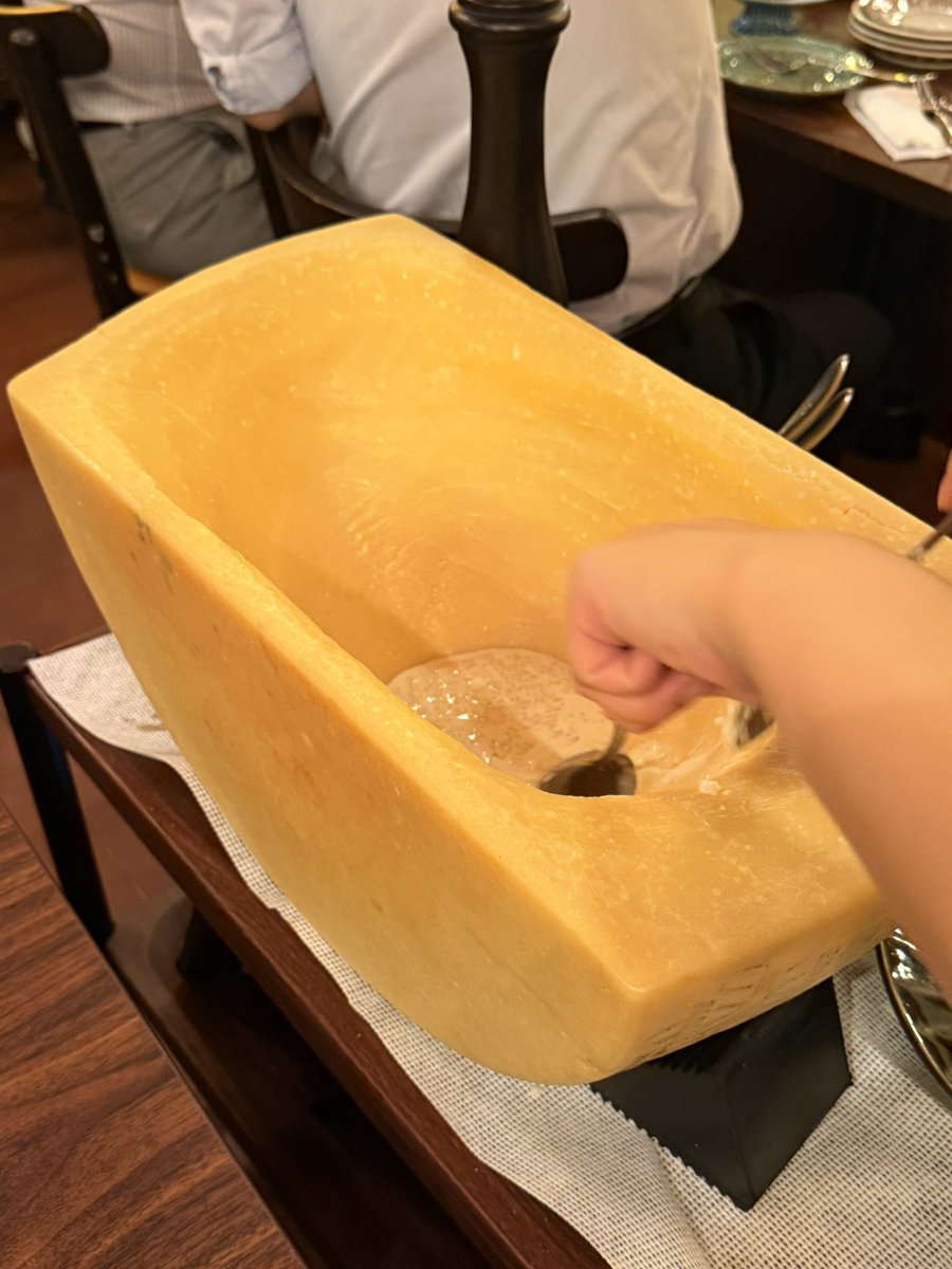 apple_matsumo's tweet photo. 『女子に人気！映え系イタリアン🍷』
🇮🇹 池袋　ココチーノ 🇮🇹

めちゃくちゃ女子ウケな映え系グルメなのに全部おいぴぃ🤤🤤🤤

#東京グルメ #東京ランチ #東京ディナー #池袋グルメ #池袋ディナー #ココチーノ https://t.co/pvFChYlpVu