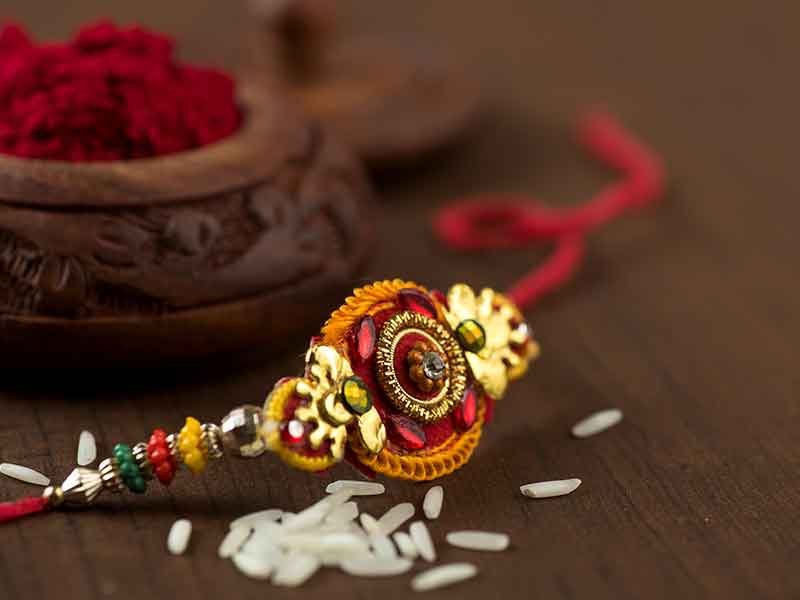 भाई-बहन के असीम प्रेम व अटूट रिश्ते के प्रतीक रक्षाबंधन के पर्व की समस्त देशवासियों को हार्दिक शुभकामनाएं।
#RakshaBandhan