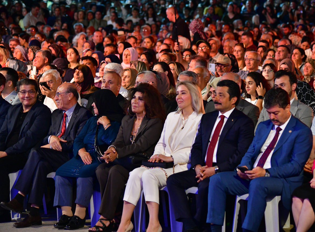 📍Kırşehir
📌Cacabey Meydanı

🎤Neşet Ertaş Kültür ve Müzik Festivali'mizin 1. gününde Cacabey Meydanında düzenlediğimiz, TRT Müzik'te de canlı yayınlanan Açık Hava Konserini halkımızın yoğun katılımıyla gerçekleştirdik.

👏Bizleri bu güzel akşamda türkü ve bozlak dostlarıyla