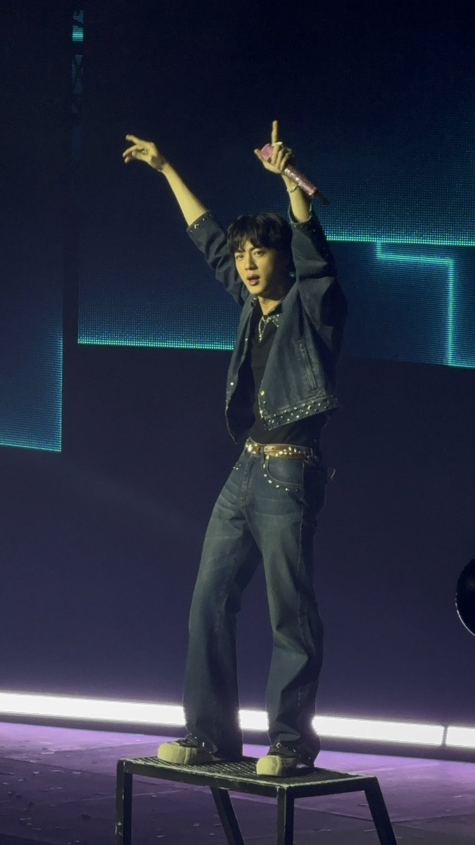 httpsminimoni's tweet image. how are these real pictures that i took