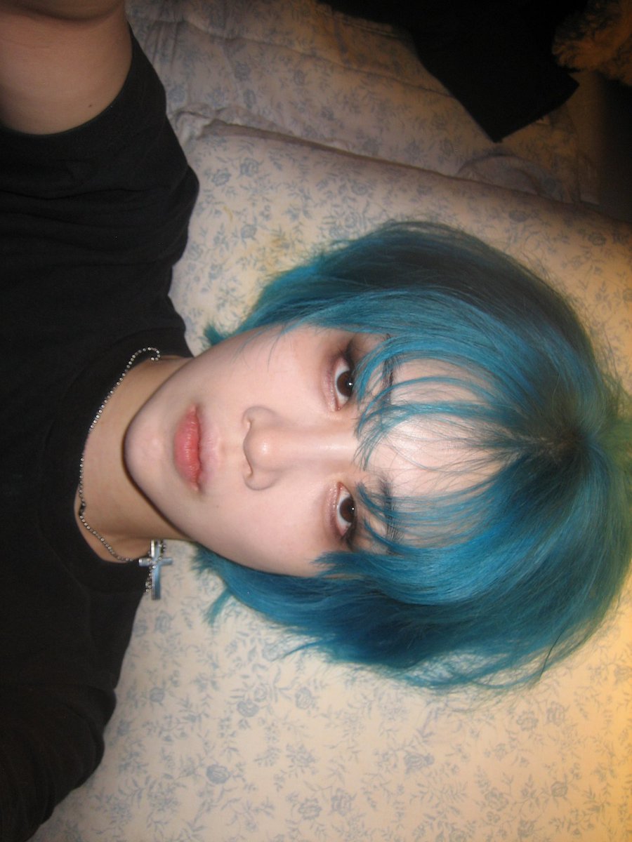 lilchoster's tweet image. I love you all