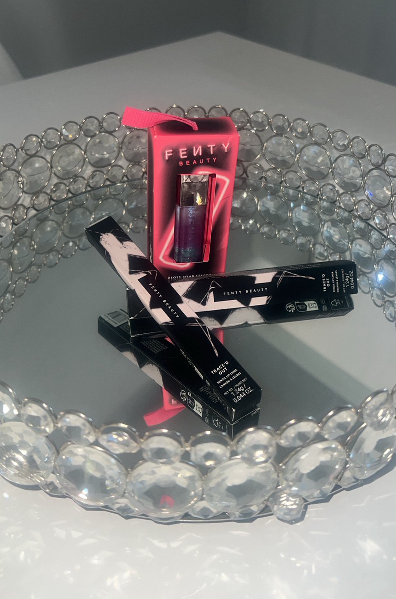 thank you <a href="/fentybeauty/">Fenty Beauty</a> ❤️‍🔥 can’t wait to use these for a stream 💄