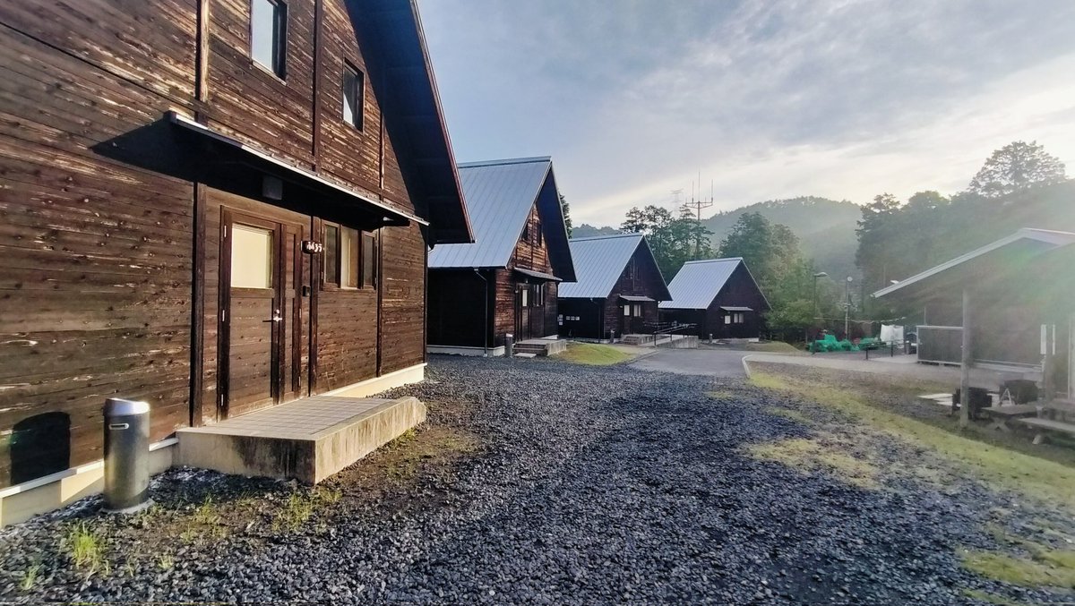 バンガロー🛖🚶