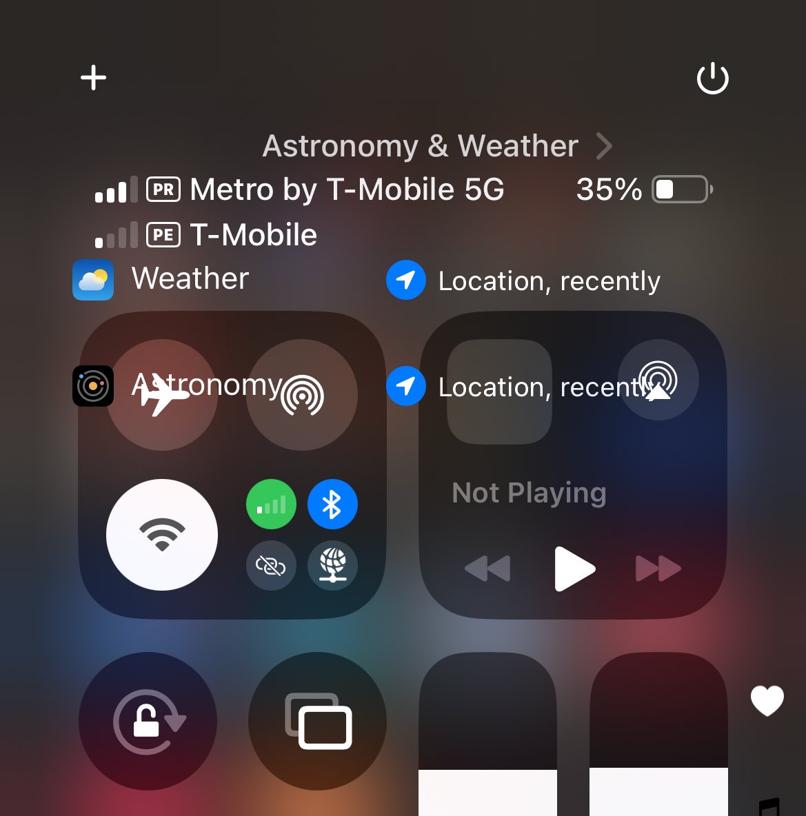 Thanks <a href="/AppleSupport/">Apple Support</a> for giving the virtual Island Display feature for my iPhone 13