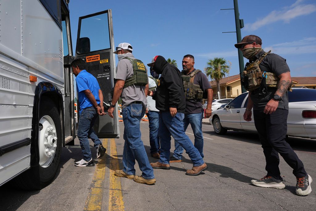 Nevada Independent (@thenvindy) on Twitter photo Nevada’s National Guard has been authorized by the Trump administration to help with immigration enforcement activities, federal officials confirmed Friday. Gov. Joe Lombardo hasn’t said yet whether he will activate troops for that purpose. <a href="/bella_tweetss/">bella</a>: thenevadaindependent.com/article/nevada… Nevada’s National Guard has been authorized by the Trump administration to help with immigration enforcement activities, federal officials confirmed Friday. Gov. Joe Lombardo hasn’t said yet whether he will activate troops for that purpose. <a href="/bella_tweetss/">bella</a>: thenevadaindependent.com/article/nevada…