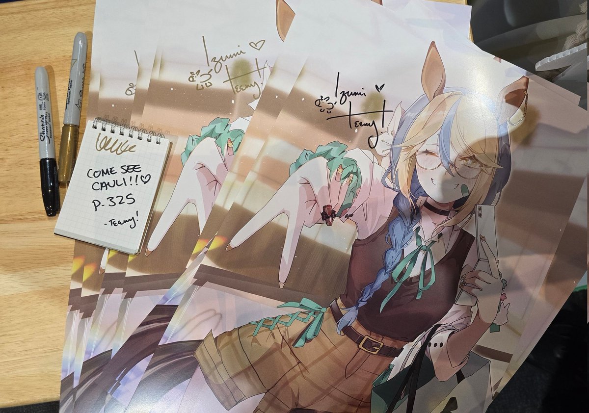 There are signed teeny prints at <a href="/__elderflower/">cauli</a>'s booth!!

Please go support her art 🥺🙏🏻