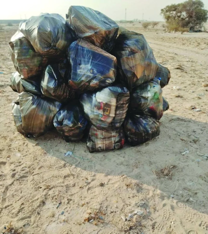 GulfTimes_QATAR's tweet photo. As part of its ongoing efforts to preserve the wildlife and protect the vegetation cover, the Ministry of Environment and Climate Change (MoECC), represented by the Wildlife Protection Department, has carried out a large-scale clean-up campaign at #AlRiffa.
@moecc_qatar
https://t.co/seAmN09M8u