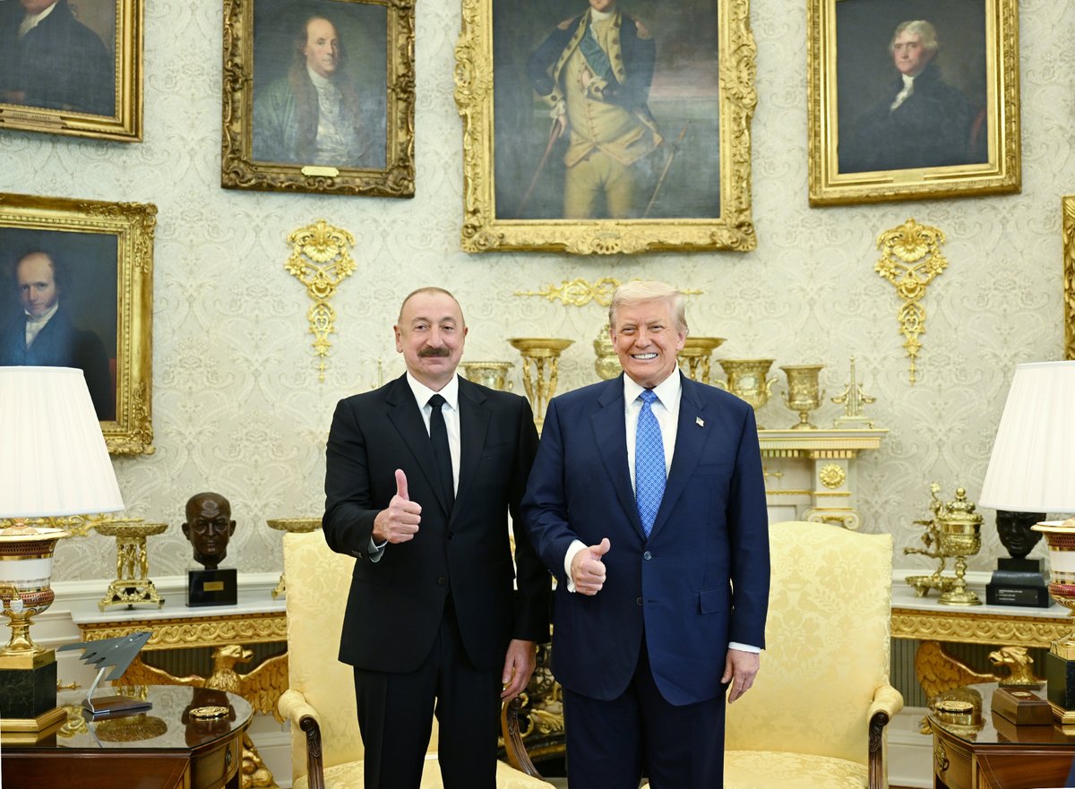 presidentaz's tweet photo. https://t.co/Kyz3C7cIMq