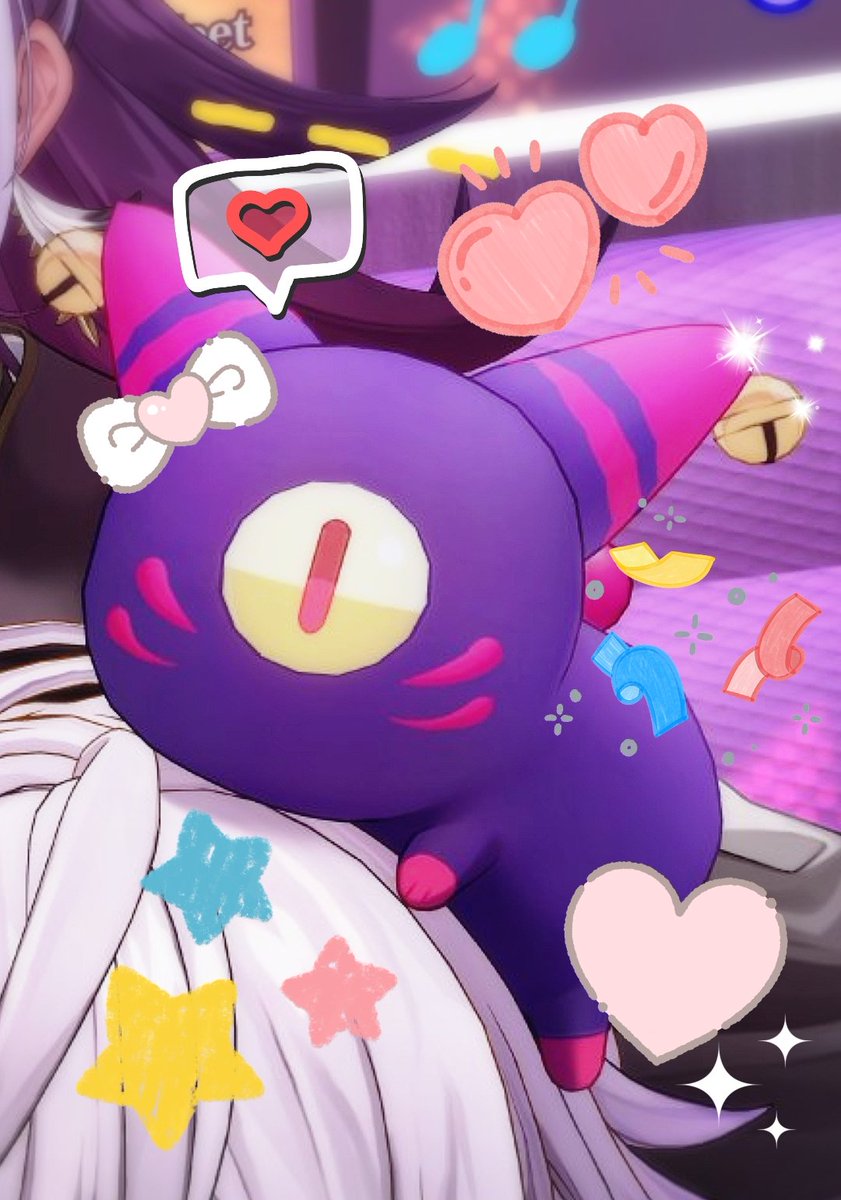 LOOK AT THIS ROUND PHANTOM!!!!!!!!