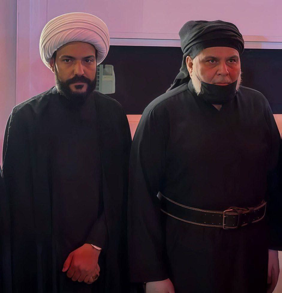 الان الشيخ حازم الباوي مع سماحة القائد السيد مقتدى الصدر اعزه الله من  مضيف ال الصدر الكرام