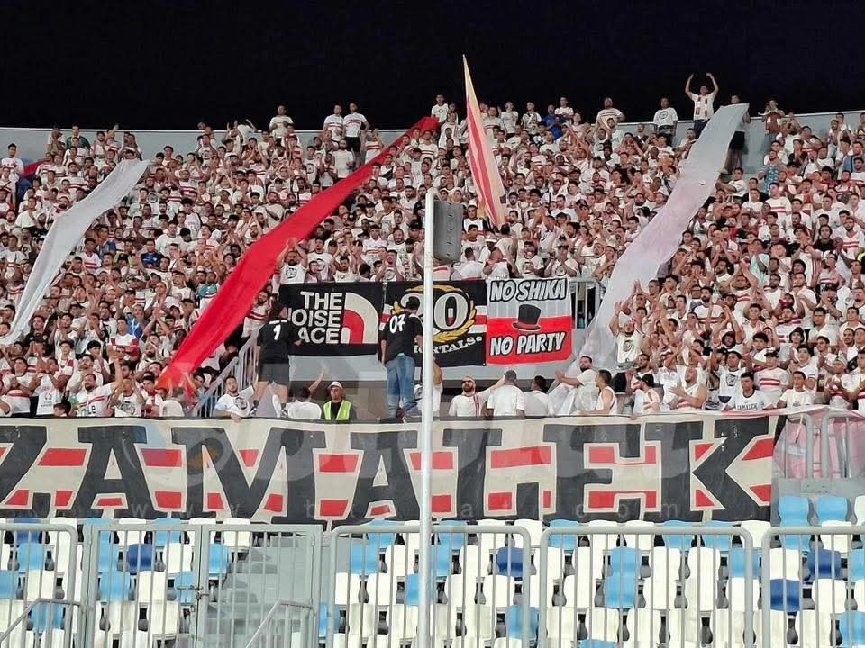 إِذْ تَلَقَّوْنَهُ بِأَلْسِنَتِكُمْ وَتَقُولُونَ بِأَفْوَٰهِكُم مَّا لَيْسَ لَكُم بِهِۦ عِلْمٌۭ وَتَحْسَبُونَهُۥ هَيِّنًۭا وَهُوَ عِندَ ٱللَّهِ عَظِيمٌۭ