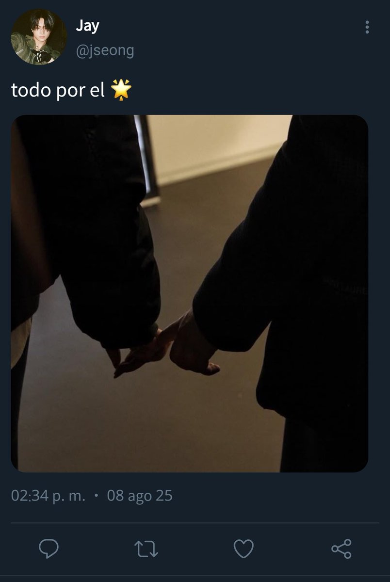 meilvstoo's tweet image. AU #jaywon : 𝘊𝘩𝘪𝘲𝘶𝘪𝘭𝘭𝘰

Dónde Jay y jungwon viven una relación complicada a causa de los padres de jungwon, quienes piensan que Jay solo le traía problemas a su hijo.